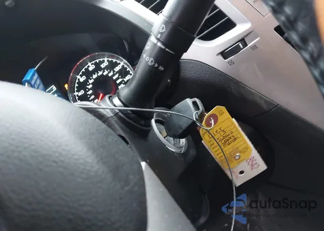 2013 Subaru Legacy 2.5I Limited из США, поврежденный, VIN 4S3BMBK62D3012276